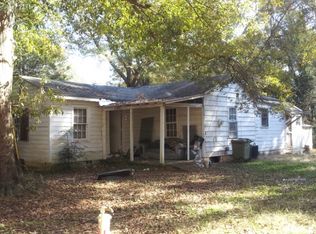 2705 Kelly Lake Rd, Decatur, GA 30032