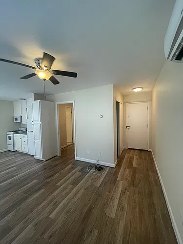 Floor plan 204