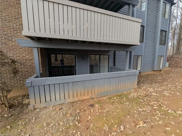 2807 Treestead Cir, Greensboro, NC 27410
