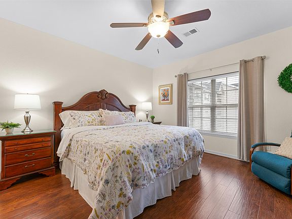 3rd image of 330 S Wildwood Drive #6 BLDG 5