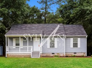 540 Country Ln, Clayton, NC 27520