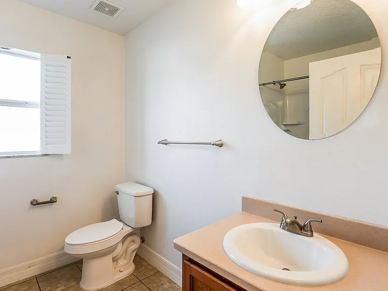 4505 Barbados Loop — Photo 14