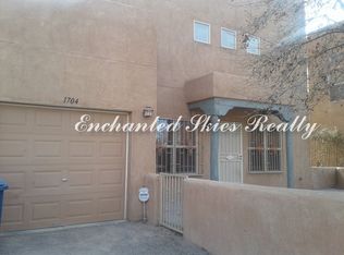 1704 Corte De Ristra NW, Albuquerque, NM 87104
