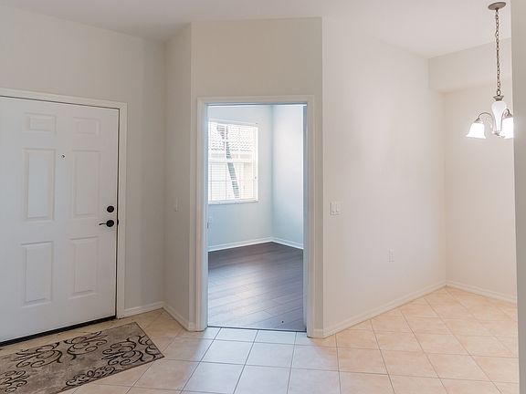 4th image of 3976 Bishopwood Ct E Unit 105
