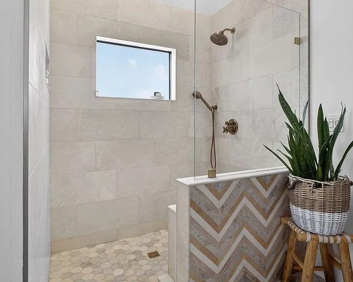 12897 La Rochelle Cir — Photo 47
