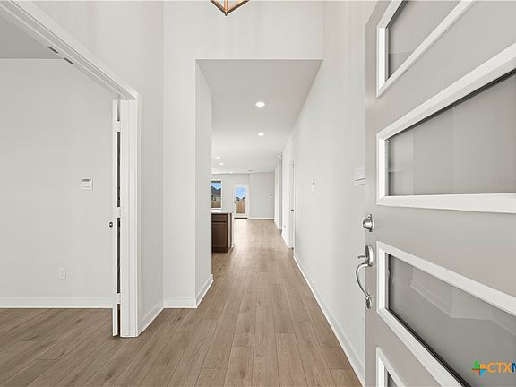 2nd image of 451 Winscott Ave