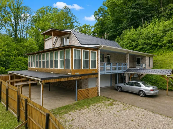 41 Woodland Est, Paintsville, KY 41240