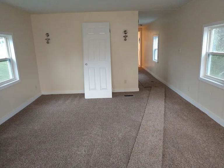203 Old Pittsburgh Rd — Photo 2