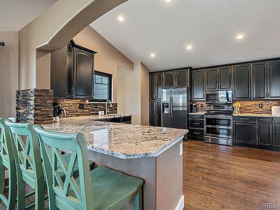 2nd image of 7107 Sun Country Dr