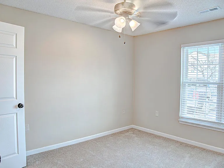3683 Claypond Rd #C — Photo 49