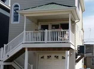 5 Northeast Dr, Manahawkin, NJ 08050