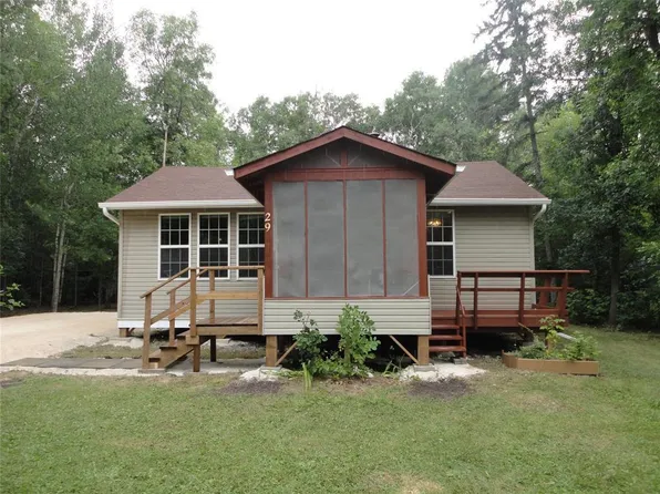 29 11th Ave, Gimli, MB R0C 2W0