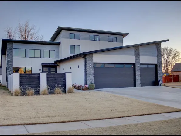 2241 W Decatur St S, Broken Arrow, OK 74011