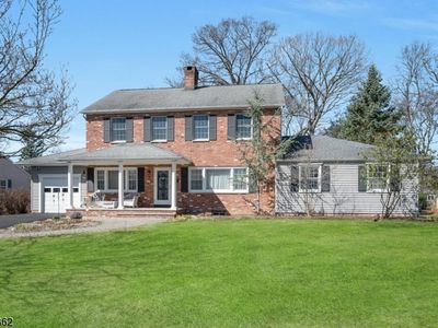 9 Abingdon St, Morris Plains, NJ, 07950
