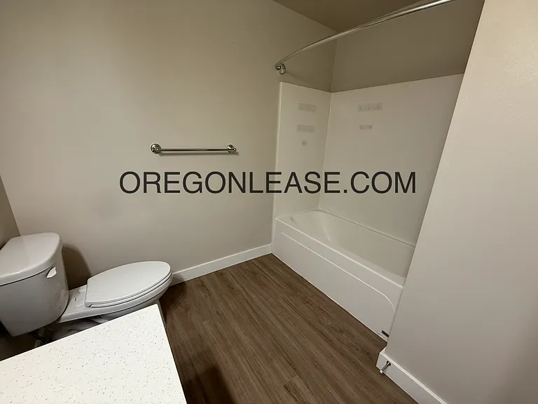 4004 Horace St #4 — Photo 7