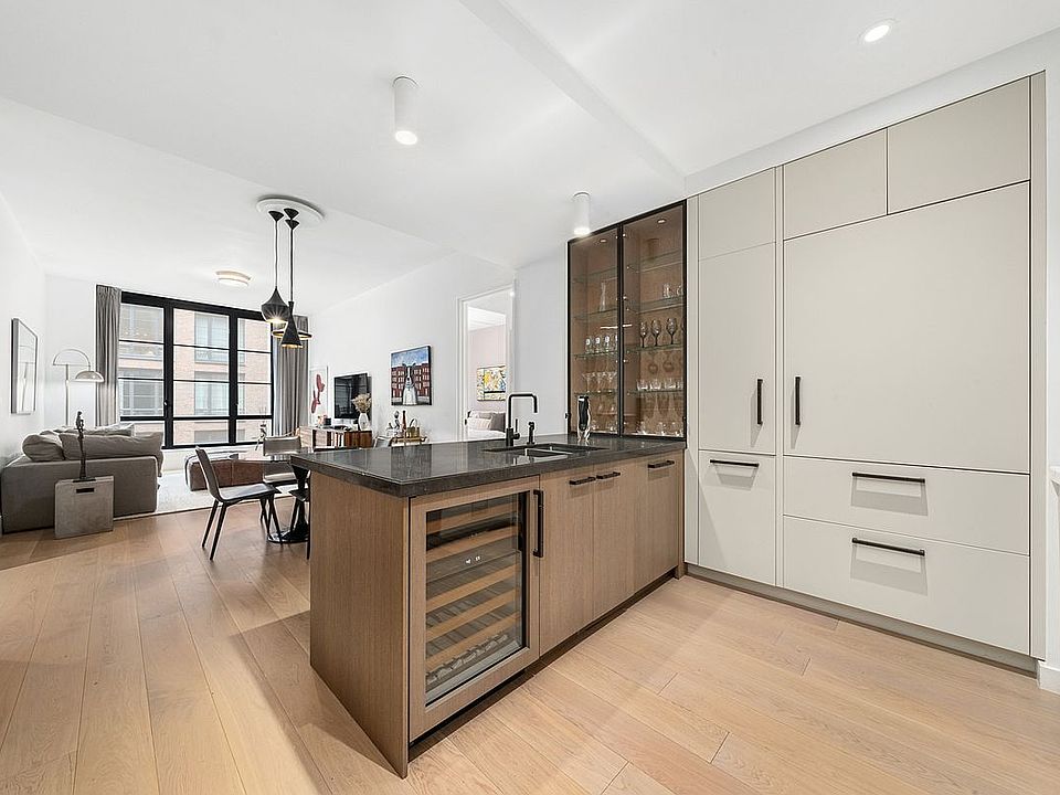 1st image of 438 E 12th St #3D