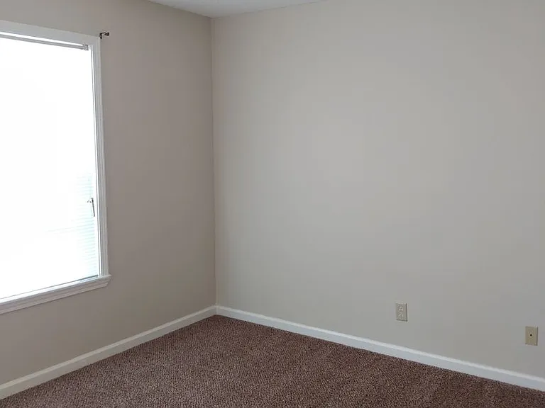 2306A Raleigh Ct — Photo 6
