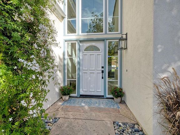 4th image of 1850 Downs St