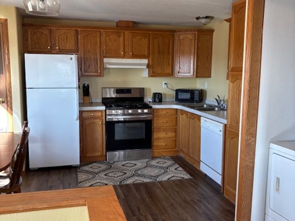 263 E Lake Dr #B