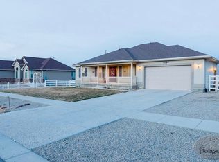 1089 S Big Tree Dr, Grantsville, UT 84029