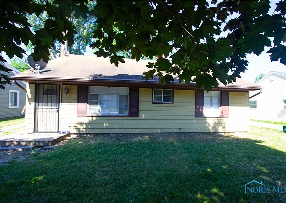 1st image of 520 Thad St