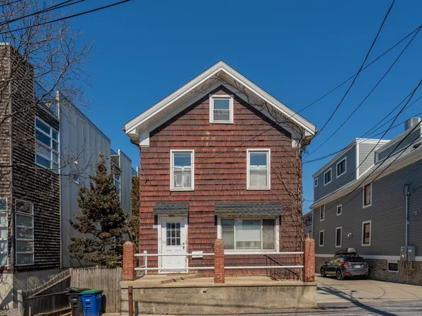 5 Village St, Somerville, MA 02143