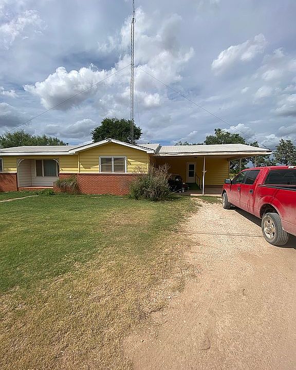 1st image of 526 NW 2nd St