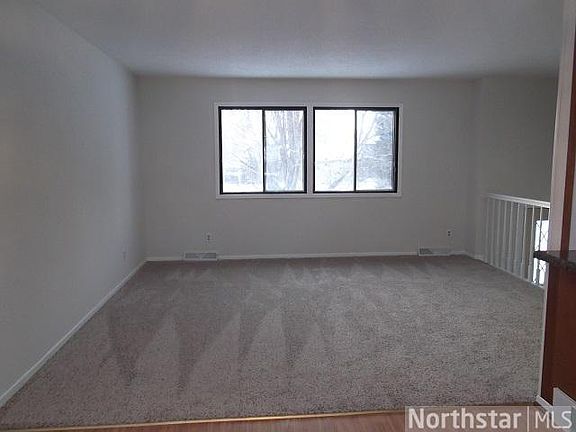 3rd image of 7508 Fremont Ave N