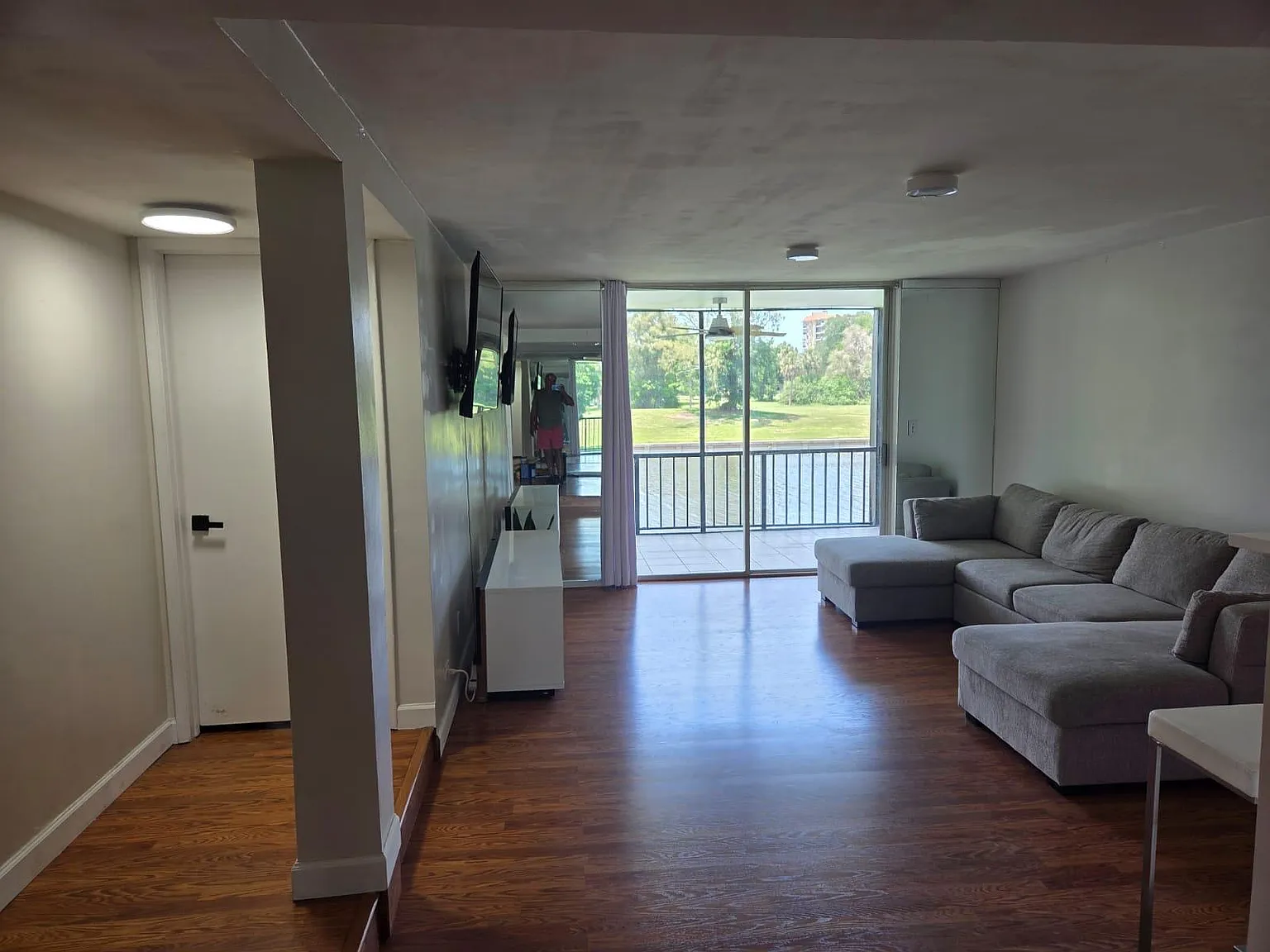 1 bed, 850 sqft, $1,850 — Photo 3