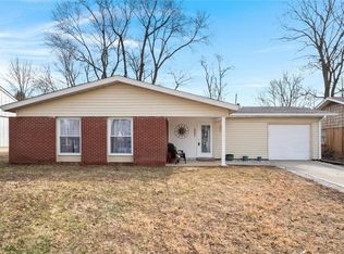 207 Vale Dr, Fairview Heights, IL 62208