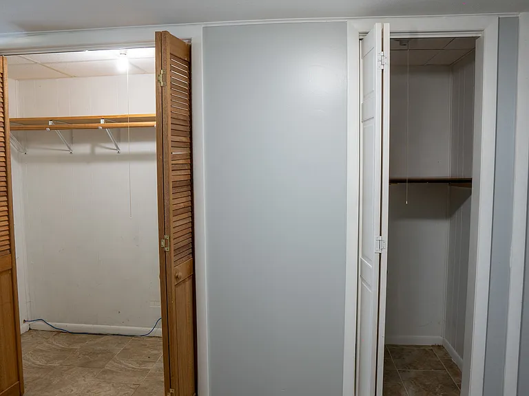9733 Karlov Ave — Photo 19