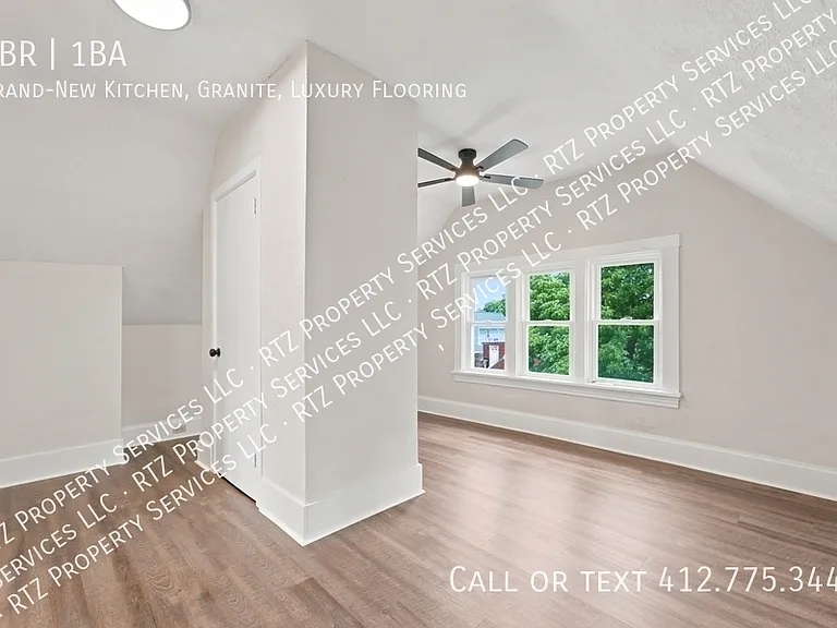 801 Vine St #2 — Photo 11