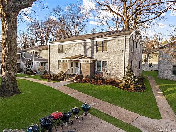 2nd image of 81L Glen Keith Road #81L