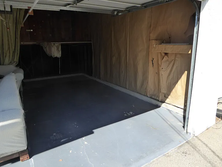 2031 N Parish Pl — Photo 6