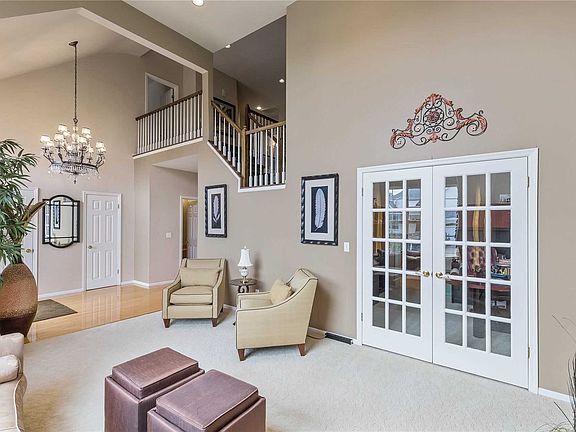 4th image of 10 Blueberry Ridge Dr