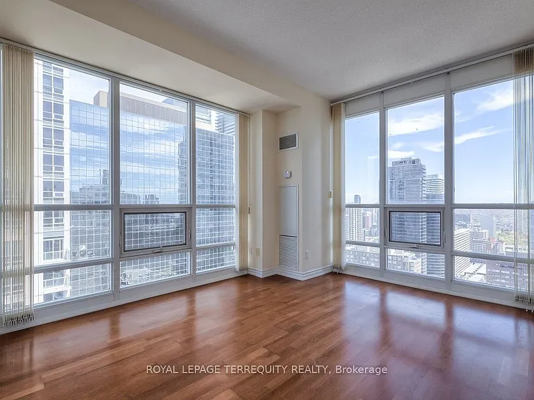 761 Bay St #3202 — Photo 19