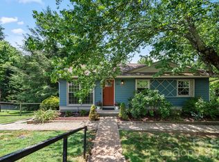 62 1st St, Asheville, NC 28803
