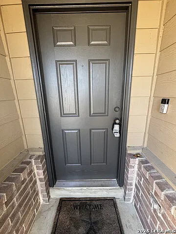 4 bed, 3.0 bath, 2375 sqft, $2,400 — Photo 3