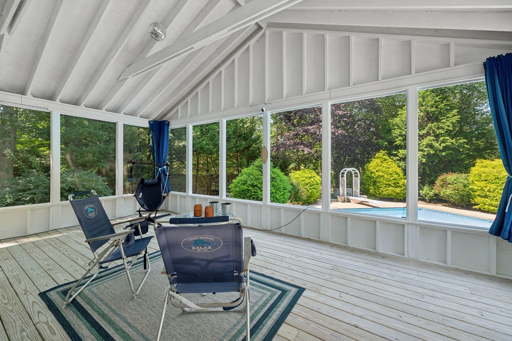  SUNROOM