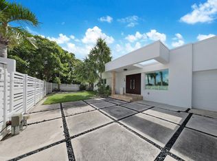 850 N Venetian Dr, Miami Beach, FL 33139