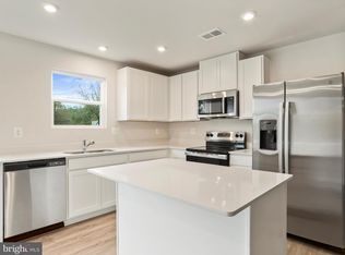 215 Olympus Rd, Charles Town, WV 25414