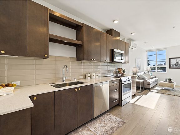 5th image of 7520 B 15th Avenue NW