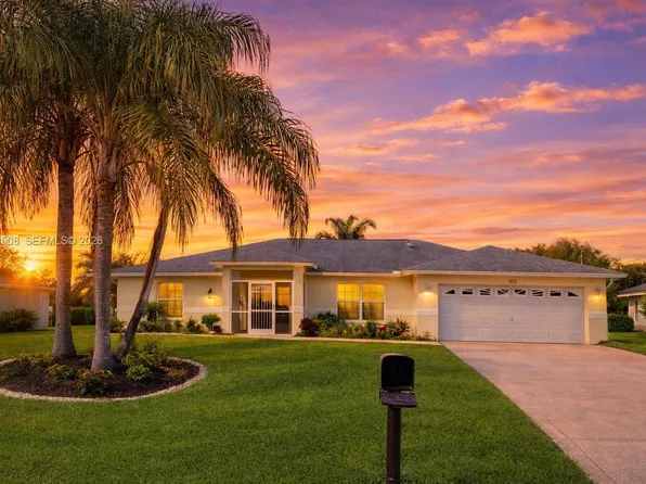 126 Zenith Cir, Fort Myers, FL 33913