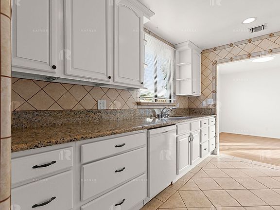 5th image of 6237 Teesdale Ave #6237