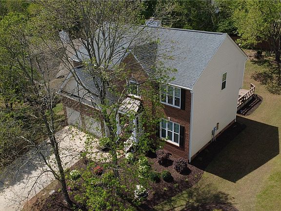 2nd image of 108 Waterton Way
