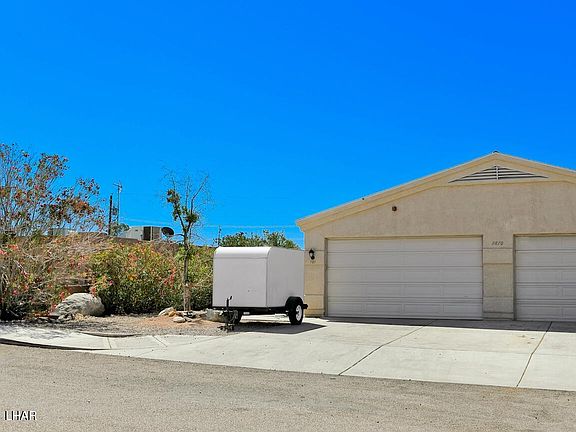 3rd image of 2870 Palisades Dr