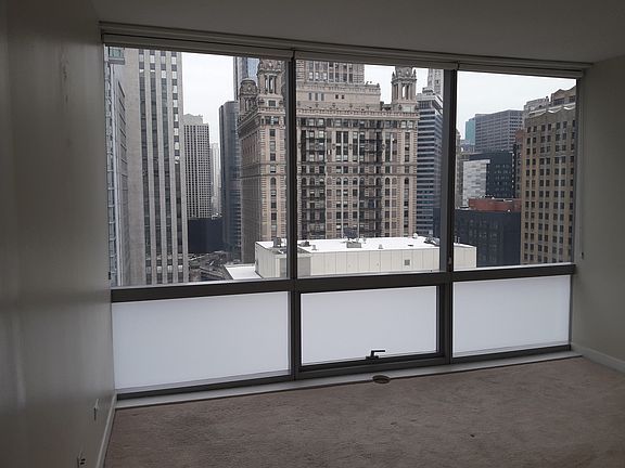 5th image of 8 E Randolph St #1501