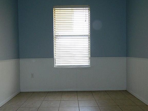 5th image of 5504 Greentree Ave