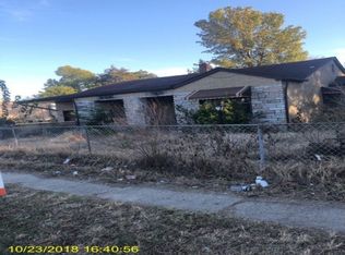 108 Vine St, Charleston, MO 63834