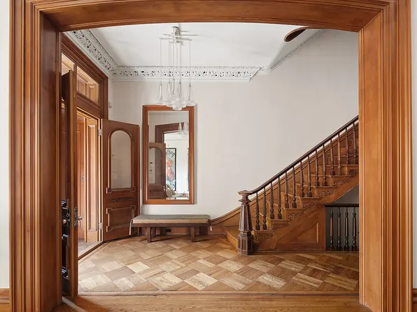 20 Remsen St #4, Brooklyn, NY 11201